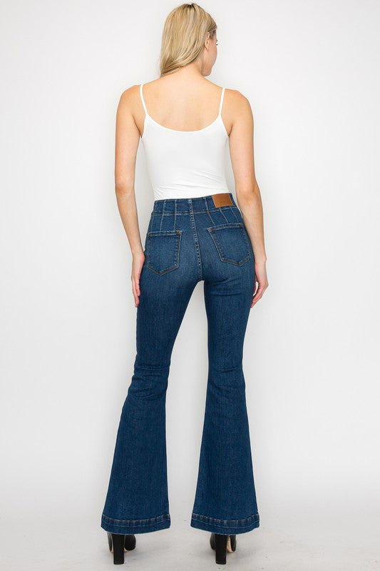 PLUS SIZE - HIGH  RISE MODERN FLARE JEANS