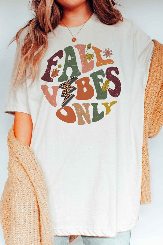 RETRO FALL VIBES ONLY Graphic Tee