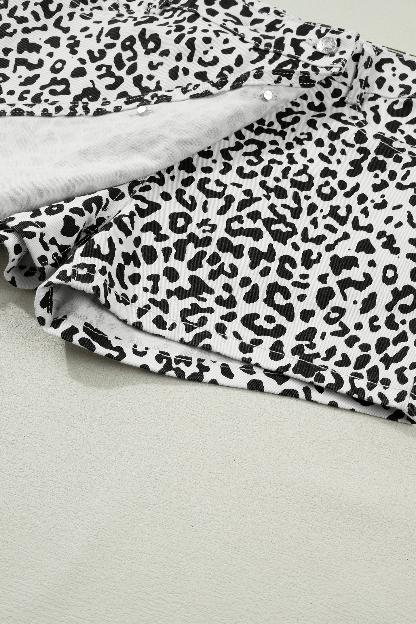 Brown Leopard Print Button Overlap Denim Shorts