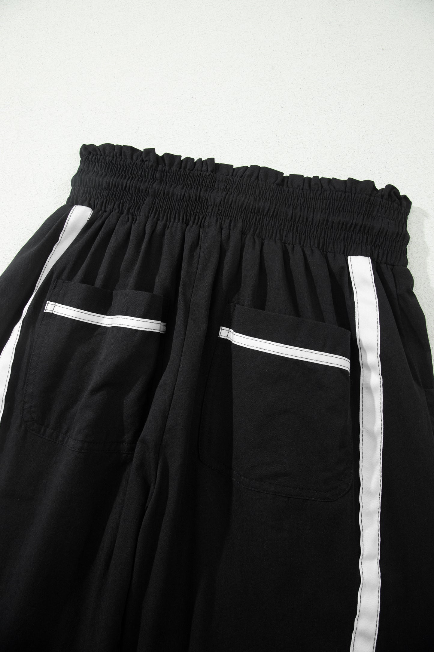 Bright Green Contrast Striped Smocked Waist Drawstring Cropped Casual Pants