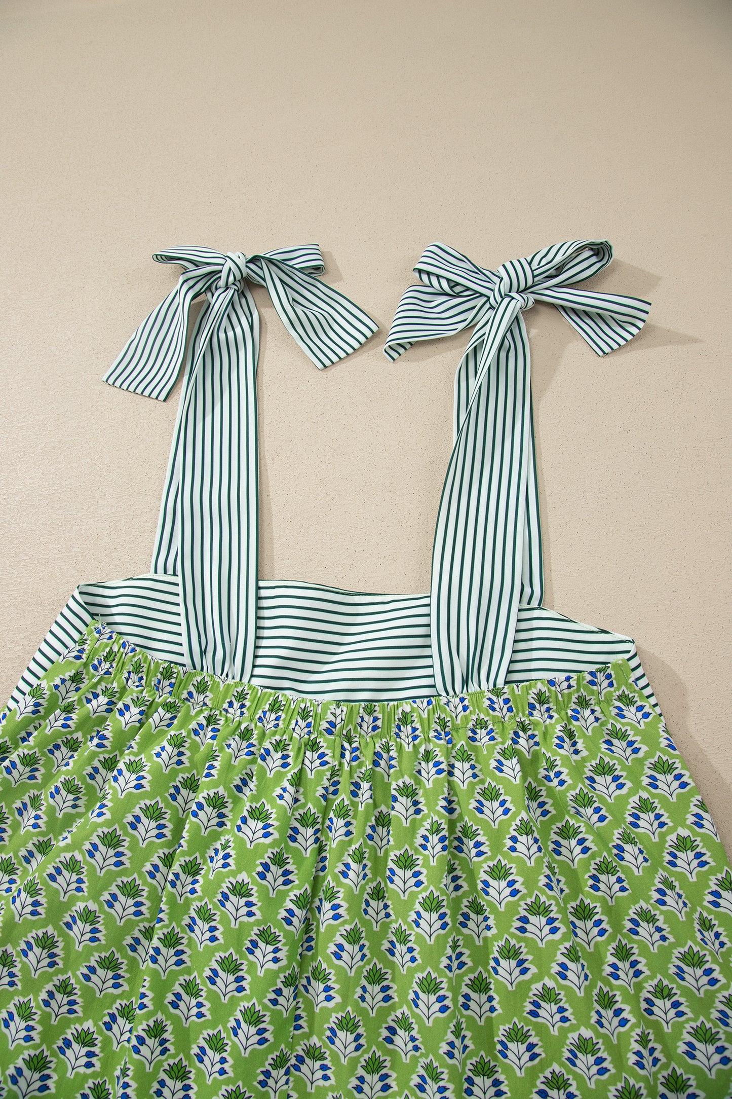 Green Fashion Printed Knot Straps Babydoll Tank Top