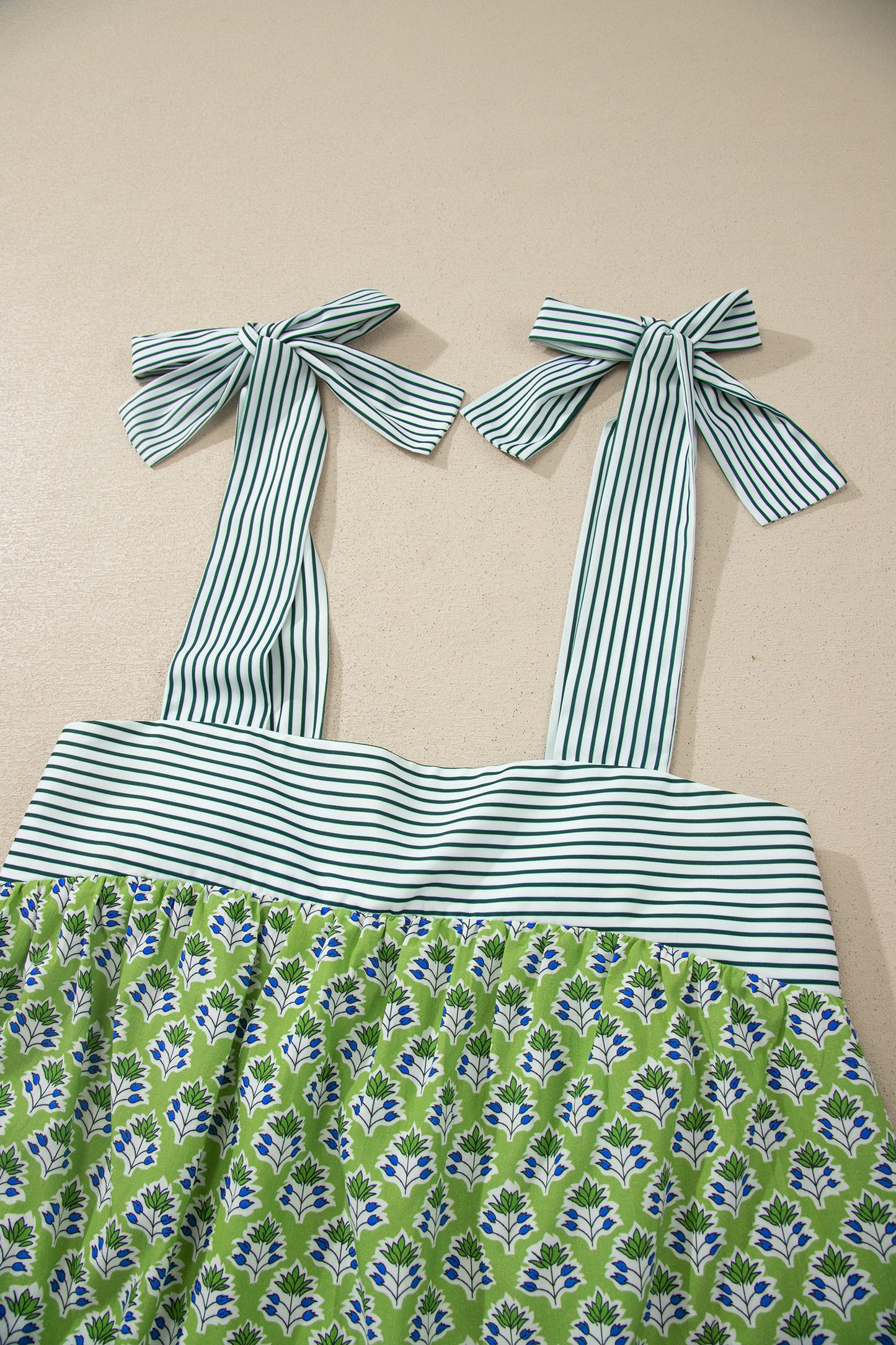 Green Fashion Printed Knot Straps Babydoll Tank Top