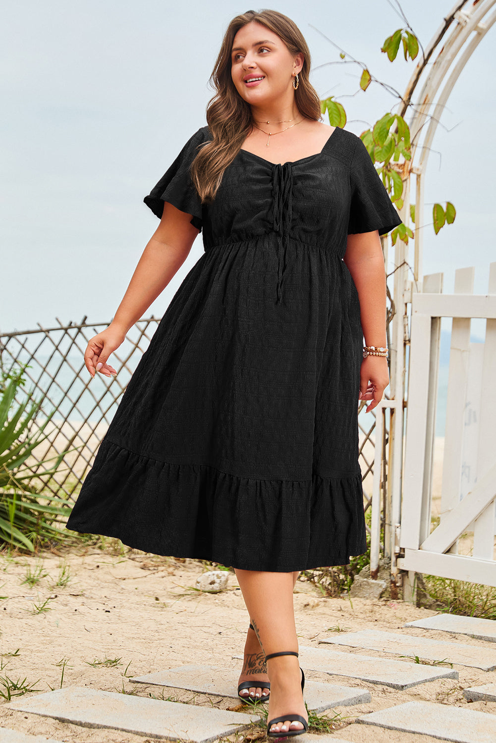 Black Plus Size Short Sleeve Lace-up High Waist Midi Dress