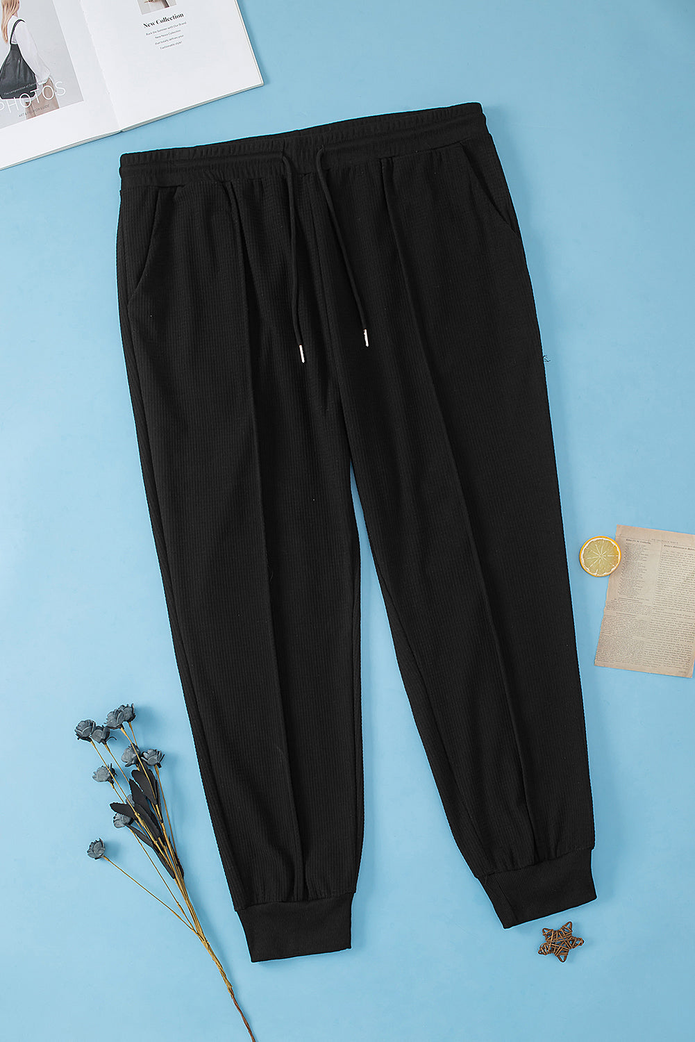 Black Plus Size Textured Exposed Seam Drawstring Jogger Pants